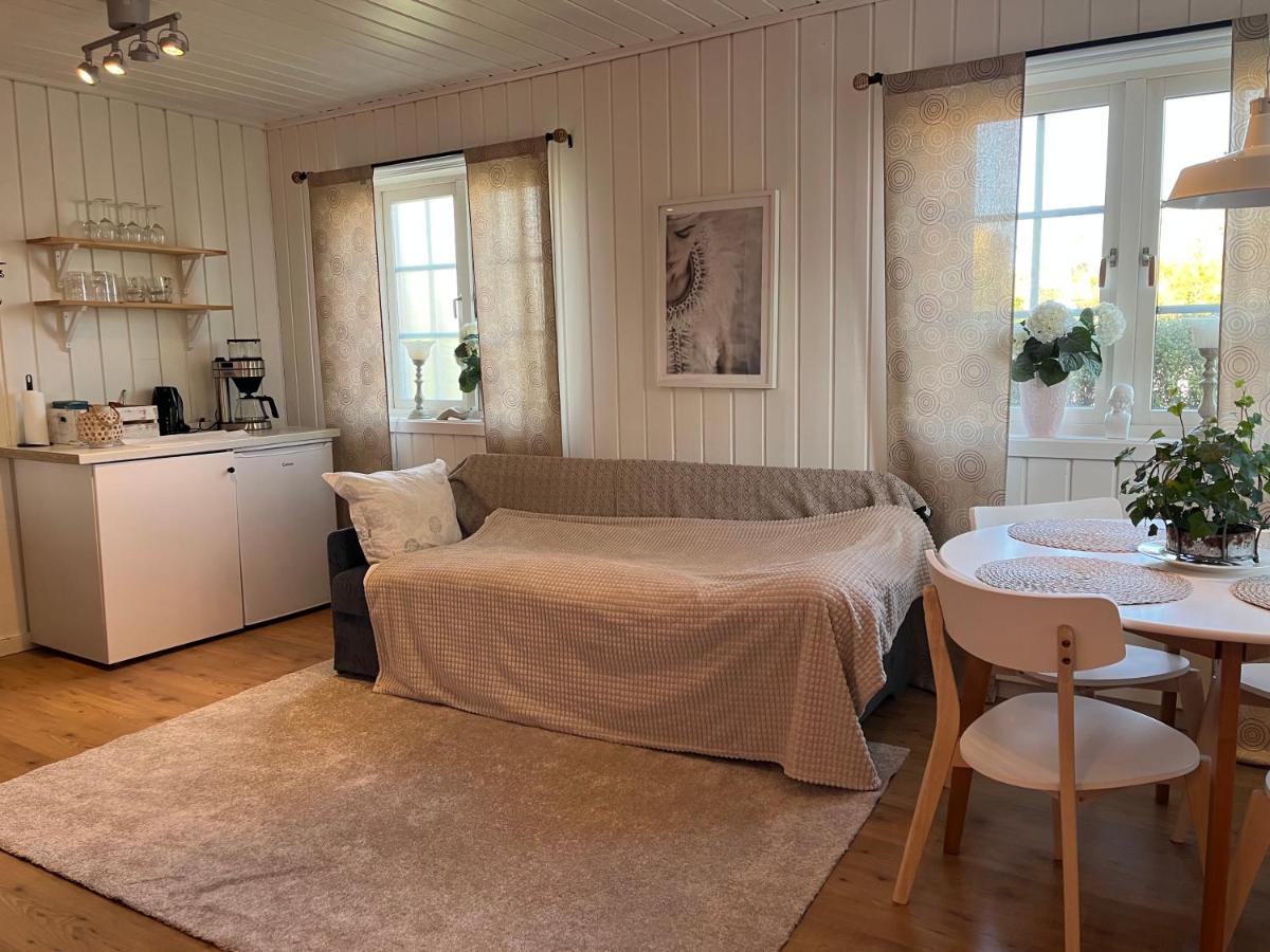 Lilla Groena Huset Pa Garden Хернёсанд Экстерьер фото